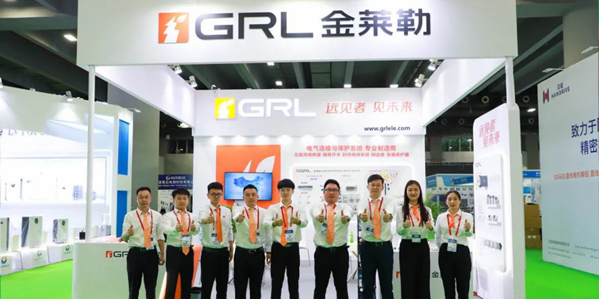 1727599682278395.jpg 2003.jpg